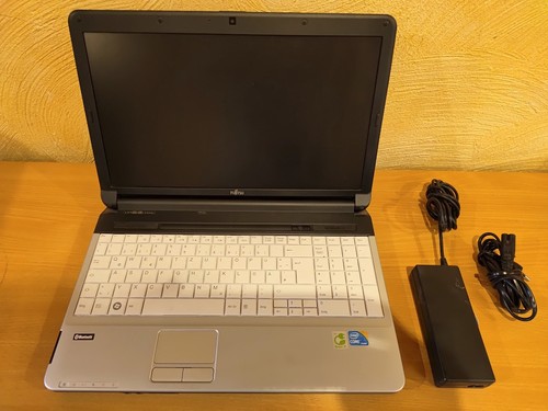 Fujitsu a530 laptop notebook - fujitsu,
