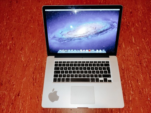 Macbook pro i7 cpu - 15", pro,